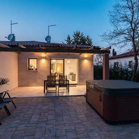 Apartmani Noa I Natali Kaldanija 외부 사진