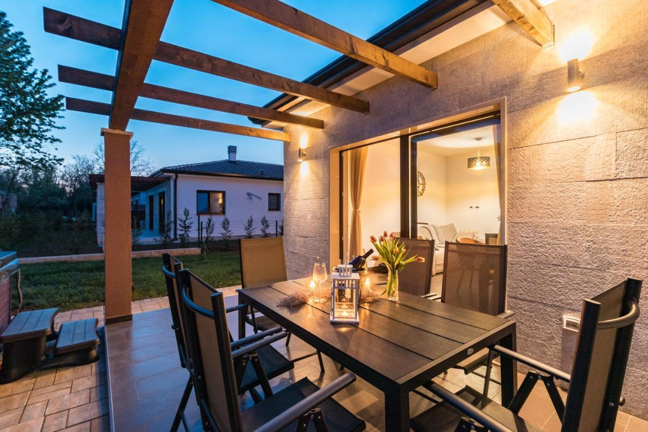 Apartmani Noa I Natali Kaldanija 외부 사진