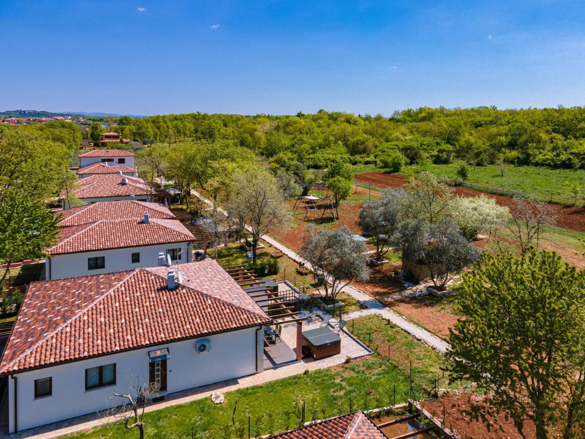 Apartmani Noa I Natali Kaldanija 외부 사진