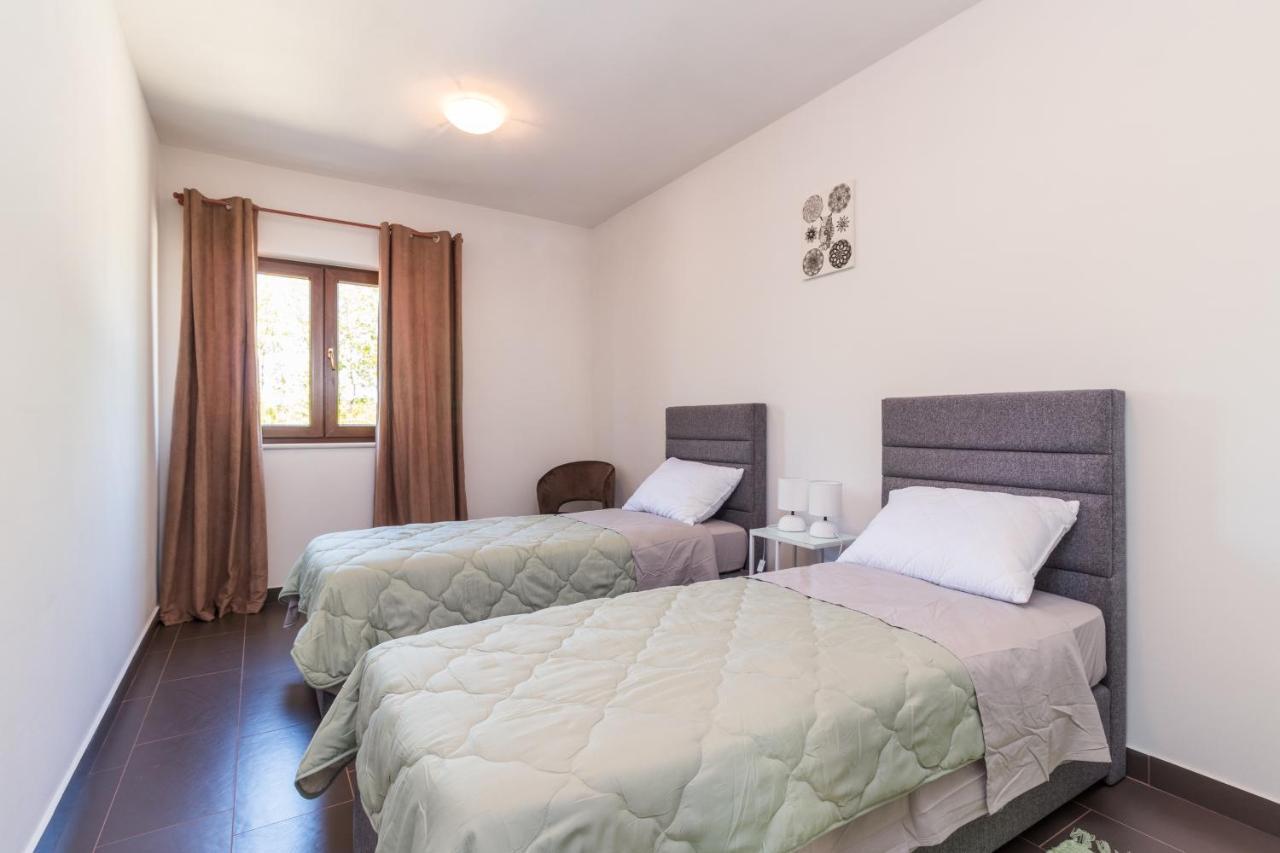 Apartmani Noa I Natali Kaldanija 외부 사진